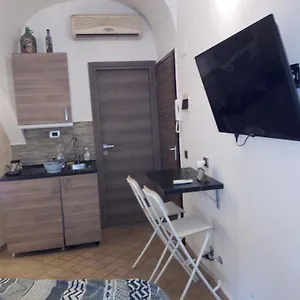 https://corsini-houses-catania.catania-hotels.net